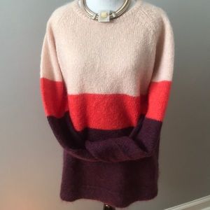 Beautiful and elegant sweater.
